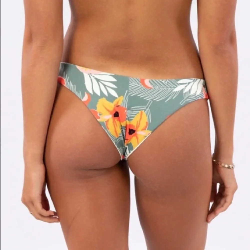 ☀️RIP CURL☀️ PREMIUM SURF BANDED FIXED TROPIC COAST SKIMPY REVERSIBLE BOX